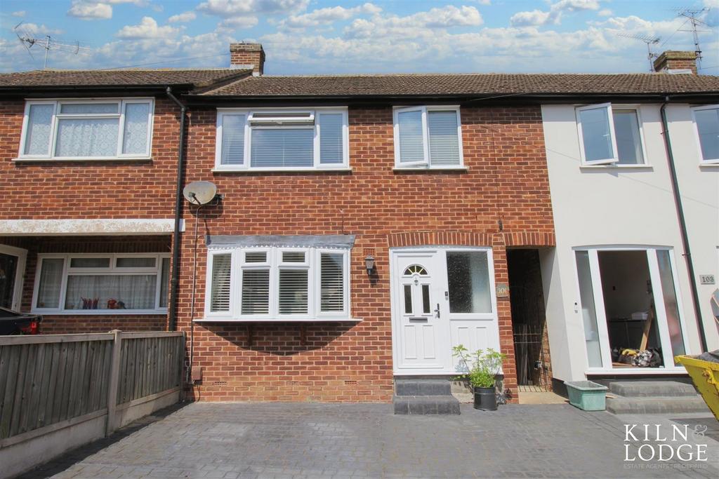 St. Anthonys Drive, Chelmsford 3 bed terraced house for sale £390,000