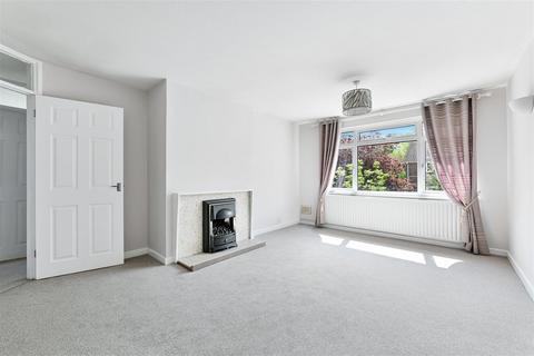 2 bedroom flat for sale, Wimborne Close, Epsom