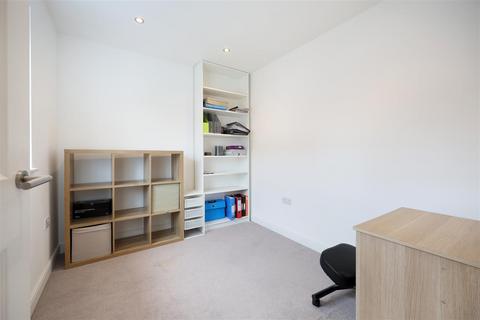 9 Swallow Place, Epsom, KT17 1AS