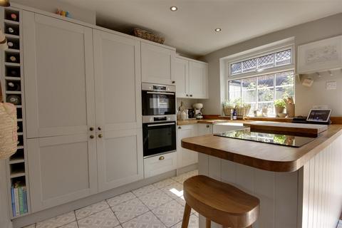 2 Brookside, Welton, Brough, HU15 1PB