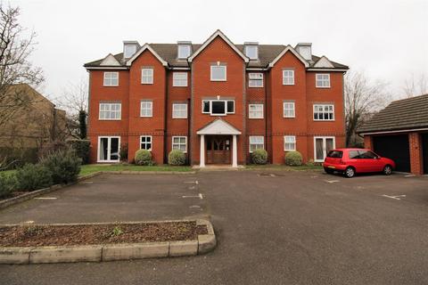 2 bedroom flat for sale, Vale Farm Road, Woking