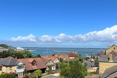 2 bedroom apartment for sale, Cambridge Road, East Cowes
