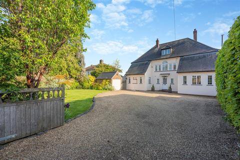 4 bedroom detached house for sale, Chart Road, Sutton Valence