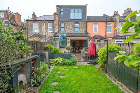 3 bedroom terraced house for sale, Stirling Road, London, N22