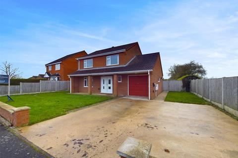 3 bedroom detached house for sale, Chauntry Road, Alford LN13