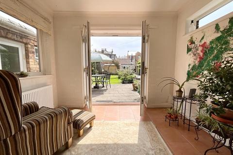 18 Stepney Road, Scarborough, YO12 5BN