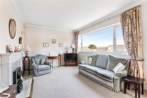 2 bedroom apartment for sale, Wells Court, Ilkley LS29