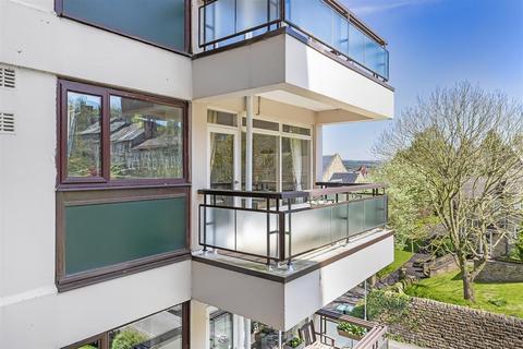 2 bedroom apartment for sale, Wells Court, Ilkley LS29