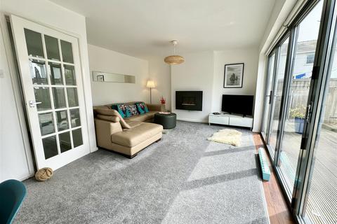 3 bedroom end of terrace house for sale, Llwyn Gwalch Estate, Morfa Nefyn, Pwllheli