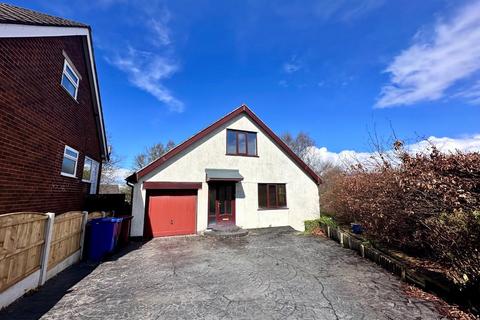 3 bedroom chalet for sale, Glendale Close, Burnley