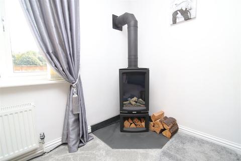 14 Lime Tree Mead, Tiverton, EX16 4PX