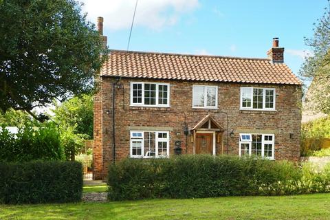 4 bedroom detached house for sale, Main Street, Flawith, York