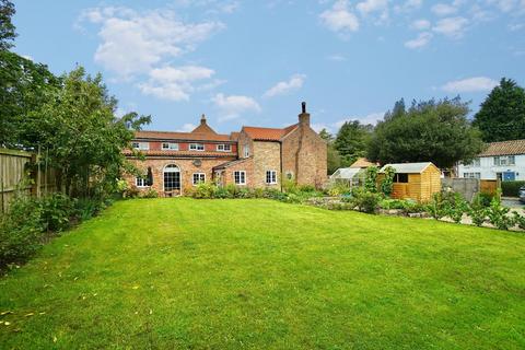 4 bedroom detached house for sale, Main Street, Flawith, York