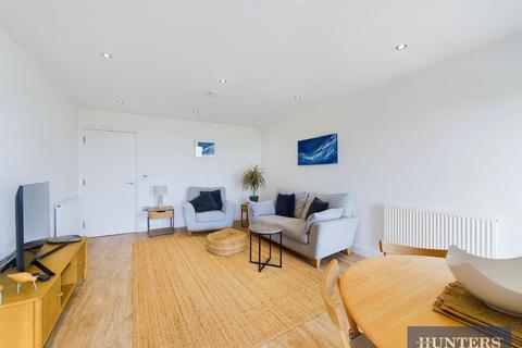 2 bedroom apartment for sale, Holbeck Hill, Scarborough