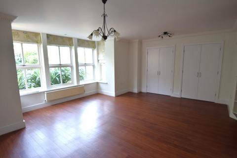 2 bedroom apartment to rent, Chattenden House, Bristol