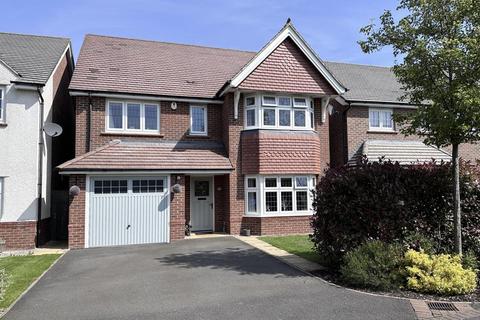 4 bedroom detached house for sale, Royal Drive, Countesthorpe LE8