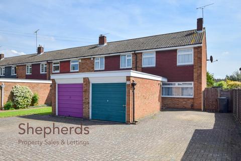 3 bedroom end of terrace house for sale, Russells Ride, Cheshunt EN8