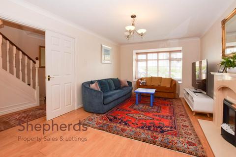 4 bedroom detached house for sale, Roberts Close, Cheshunt EN8