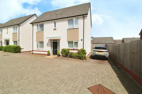 3 bedroom detached house for sale, Hughes Close, Rugby CV21