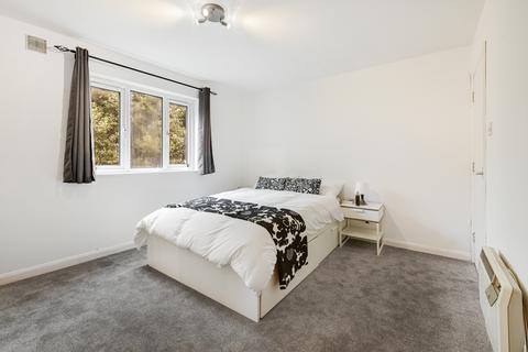 1 bedroom flat for sale, Wilton Road, Victoria, London, SW1V