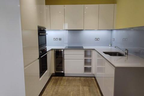 2 bedroom flat to rent, Collet House, Wandsworth Road, SW8