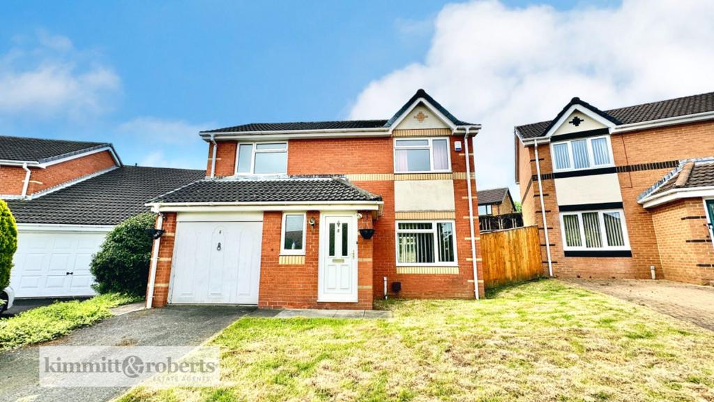 Stretton Close, Houghton le Spring... 3 bed detached house for sale £