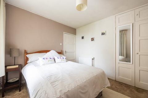 2 bedroom semi-detached villa for sale, Ravenswood Avenue, Edinburgh EH16