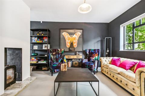 5 bedroom terraced house for sale, Ramsden Road, SW12