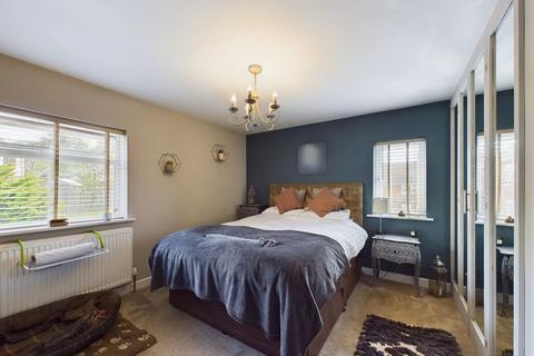 22 Larpool Crescent, Whitby, YO22 4JD