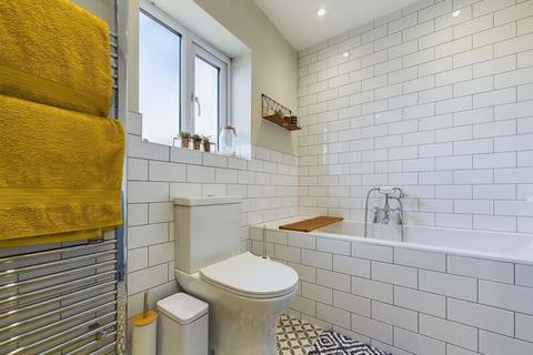 22 Larpool Crescent, Whitby, YO22 4JD