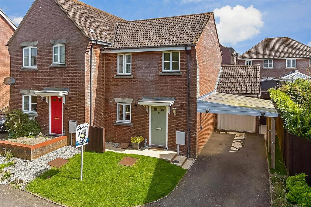Aspen Drive, Whitfield, Dover, Kent 3 bed semidetached house for sale