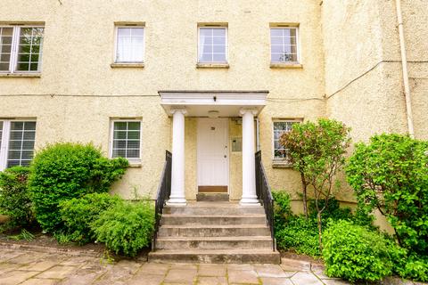 2 bedroom flat for sale, 39/9 Caledonian Crescent (James Square), Dalry, Edinburgh EH11 2AQ