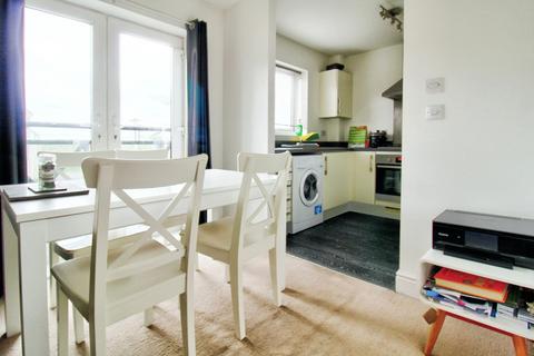 2 bedroom apartment for sale, Wagtail Crescent, Bristol, BS20