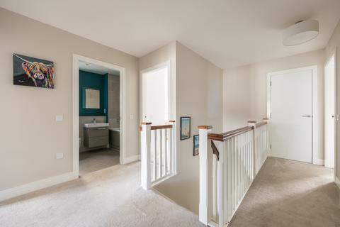 27 Somerville Road, Balerno, EH14 5BF