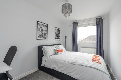 3 bedroom flat for sale, Pearce Avenue, Edinburgh EH12