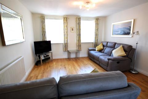 2 bedroom ground floor flat for sale, Dukesfield, Shiremoor, Newcastle Upon Tyne, NE27 0EZ