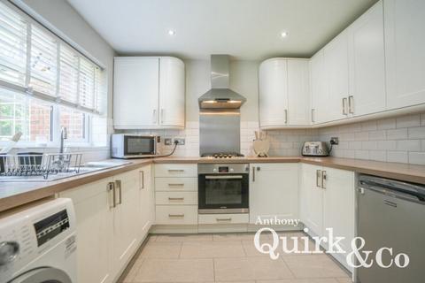 41 Crouchview Close, Wickford, SS11 8QB