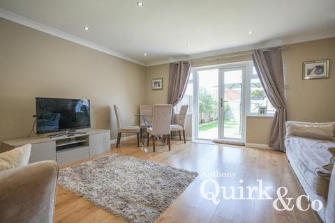 41 Crouchview Close, Wickford, SS11 8QB
