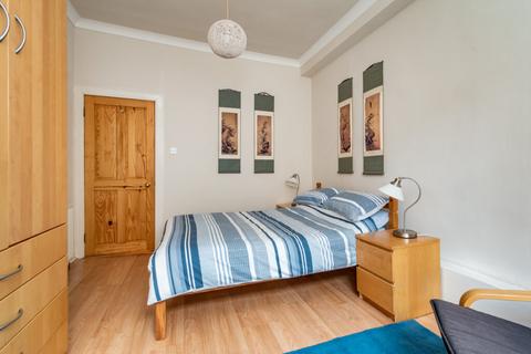 43/3 St. Patrick Square, Edinburgh, EH8 9ET
