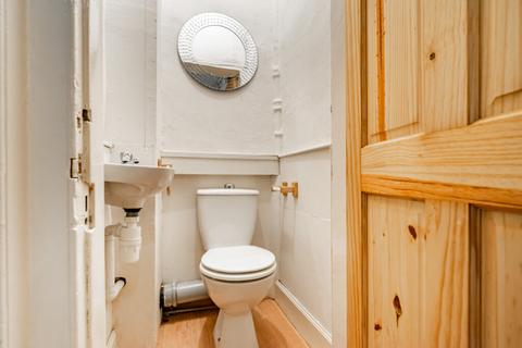 43/3 St. Patrick Square, Edinburgh, EH8 9ET