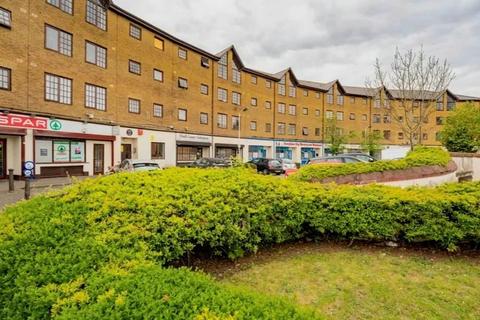 2 bedroom flat for sale, Comer Crescent, Southall UB2