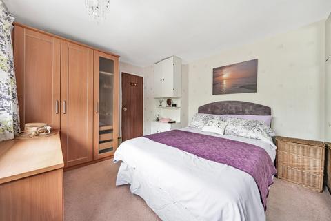 220 Jeans Way, Dunstable, LU5 4PR