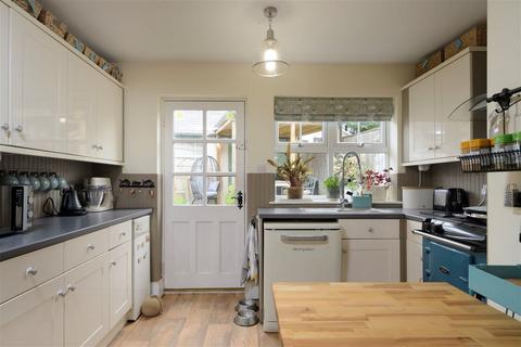 5 Elliott Terrace, Wark, Hexham, NE48 3LE