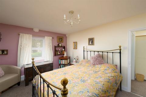 5 Elliott Terrace, Wark, Hexham, NE48 3LE