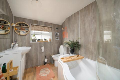 5 Elliott Terrace, Wark, Hexham, NE48 3LE