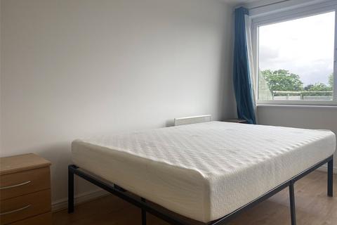 2 bedroom flat to rent, Hounslow, Hounslow TW3