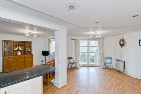 2 bedroom ground floor flat for sale, 3/5 North Werber Park, Fetter, Edinburgh EH4 1SY