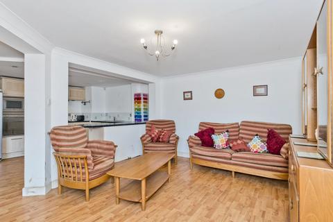 2 bedroom ground floor flat for sale, 3/5 North Werber Park, Fettes, Edinburgh EH4 1SY