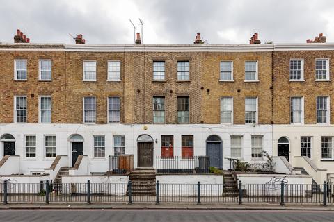 3 bedroom terraced house for sale, Commercial Road, London, E14