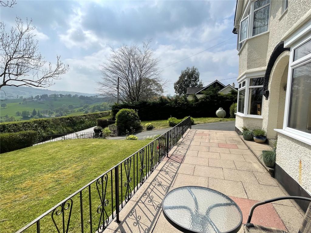 Llanrhaeadr Ym Mochnant, Powys, SY10 4 bed detached house for sale £
